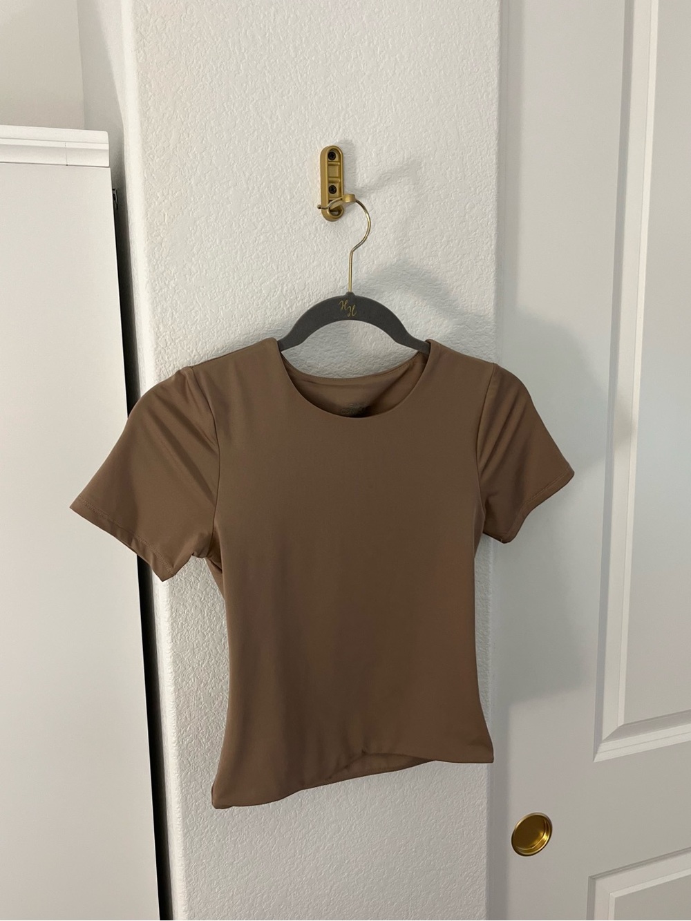 SWS Contour Brown Fitted T-Shirt Women’s Small Stretch Tee